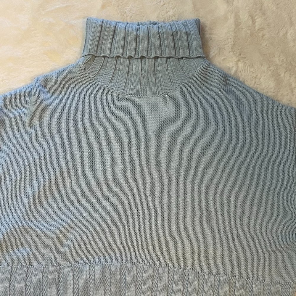 Divided Light Blue Turtleneck Sweater cropped cozy H&M brand winter oversized - Picture 9 of 12